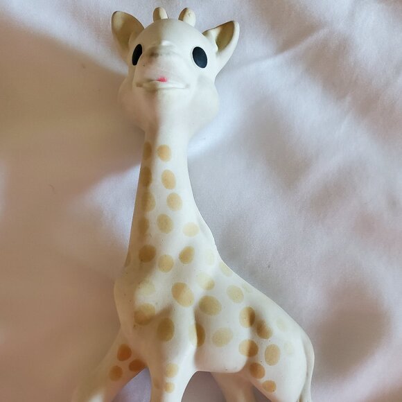 1960s Vintage Sophie The Giraffe Rubber Teething Squeaky Toy Baby Squeeze Retro - Picture 1 of 3